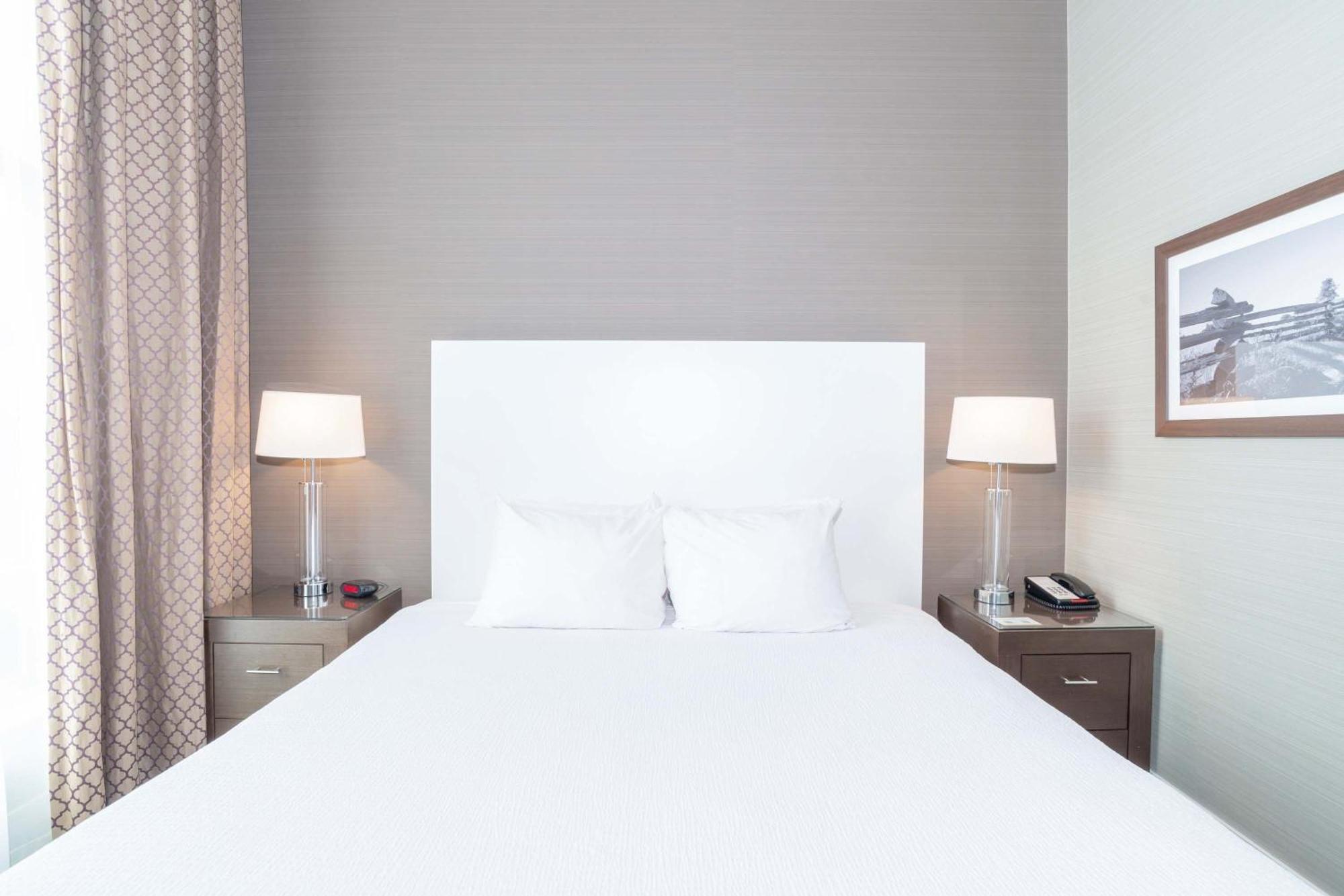 Sandman Hotel Abbotsford Airport Kültér fotó