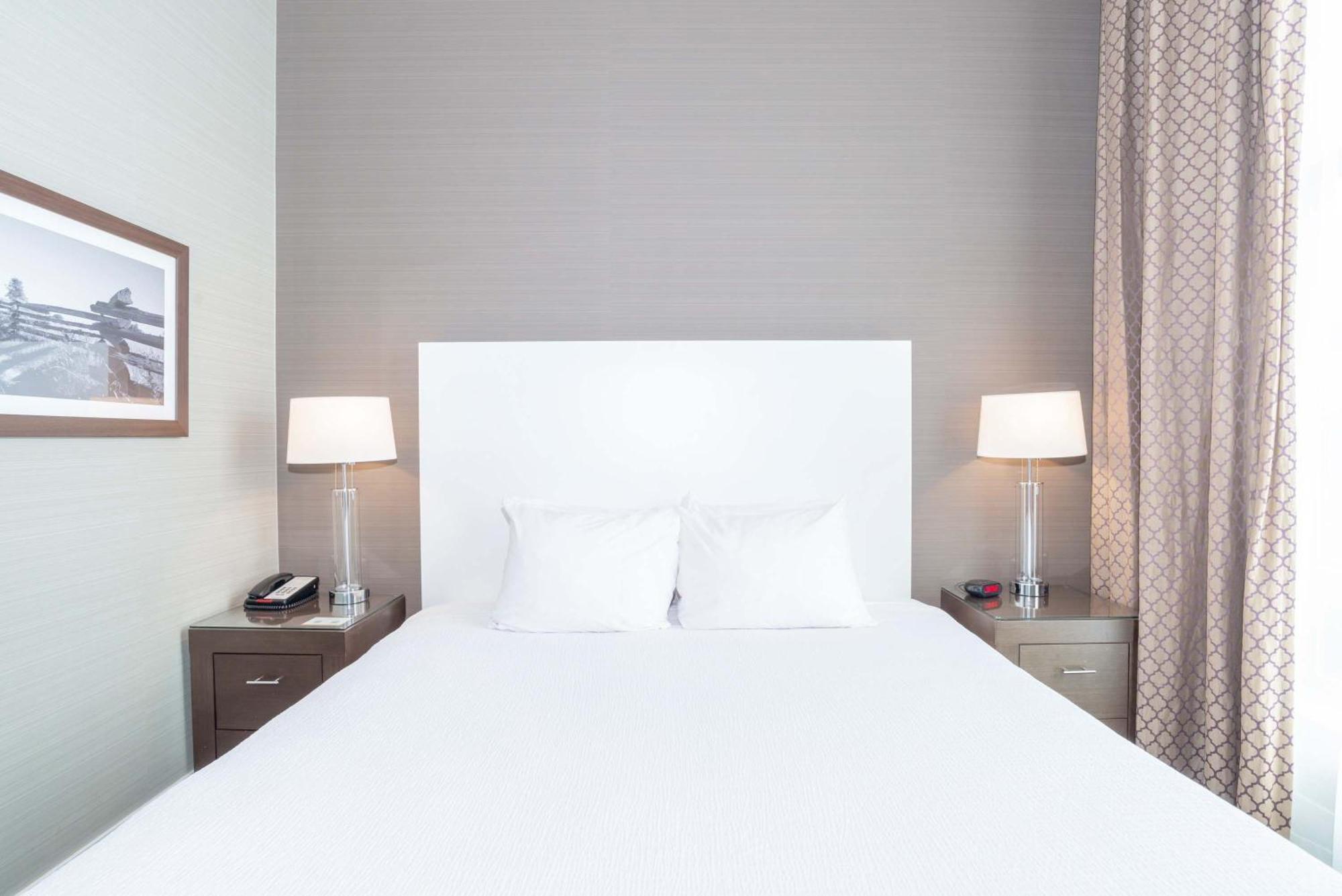 Sandman Hotel Abbotsford Airport Kültér fotó
