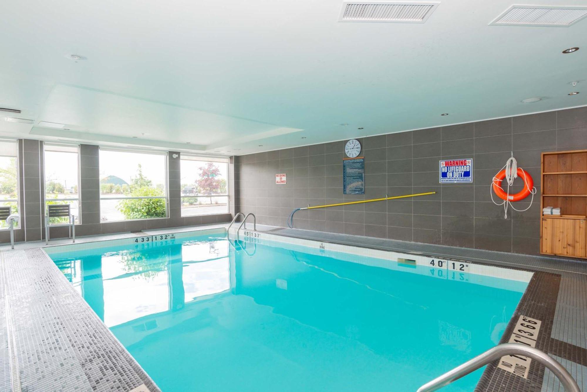 Sandman Hotel Abbotsford Airport Kültér fotó